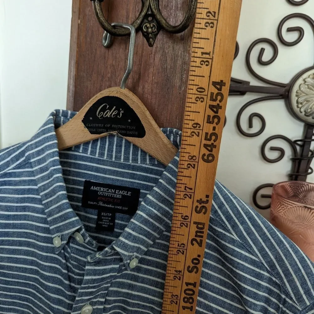 American eagle men's button down striped xs